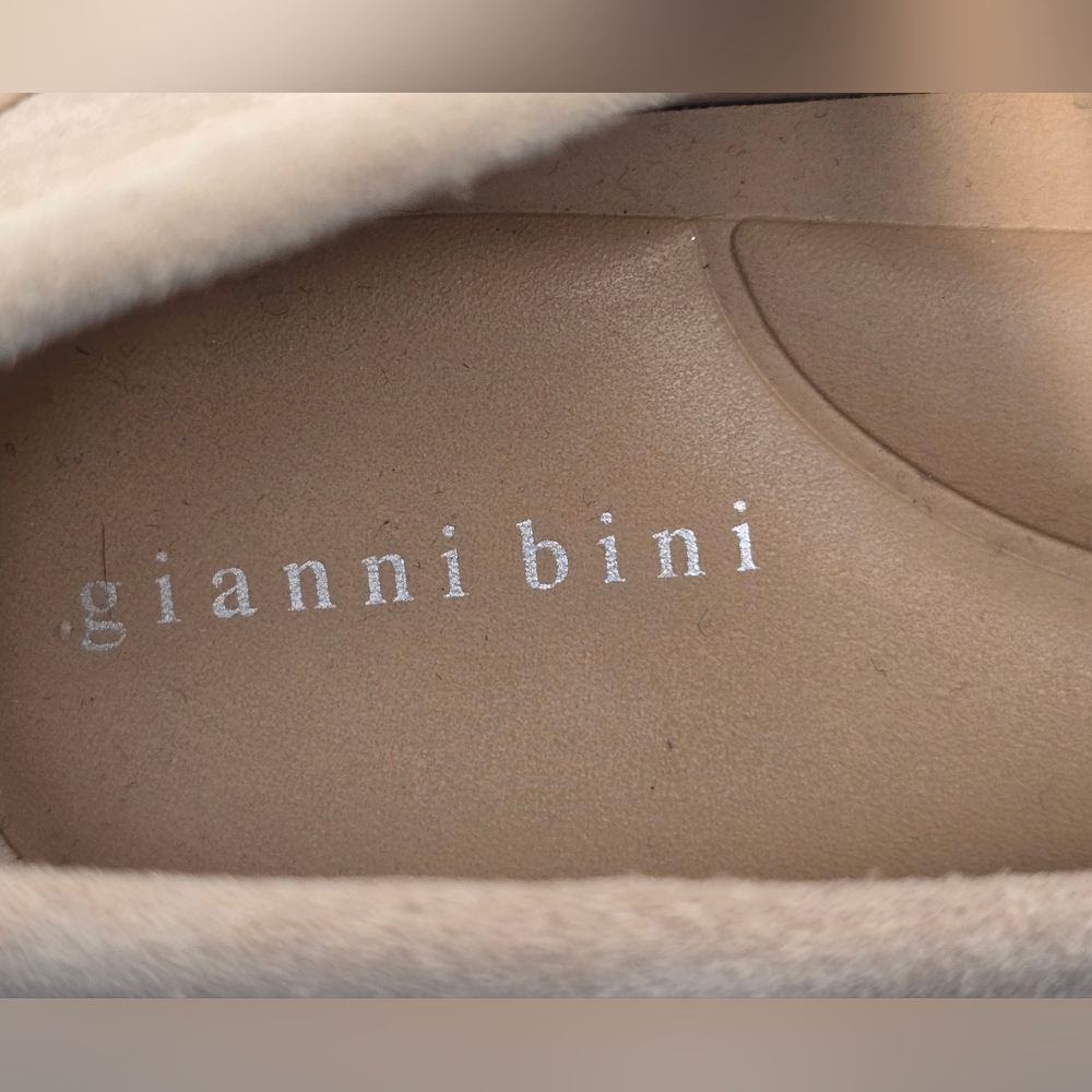 🤩Host Pick❤️NWT Gianni Bini Bristow Leather Rhinestone Loafers Women's Sz 8.5M - Picture 5 of 8